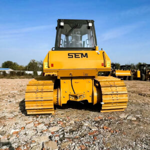 Бульдозер SEM 818F