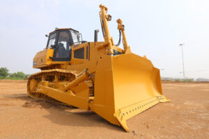 Бульдозер SEM 824F