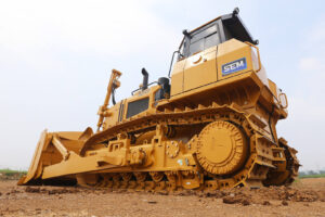 Бульдозер SEM 824F