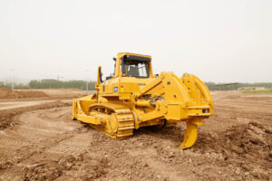 Бульдозер SEM 832F