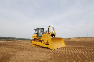 Бульдозер SEM 816D