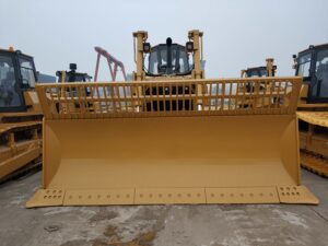 Бульдозер SEM 822D