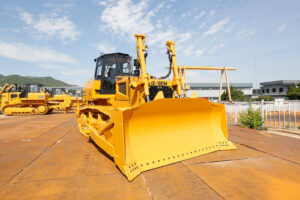 Бульдозер SEM 824F