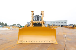 Бульдозер SEM 826F
