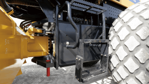 Гидравлическая система грунтового катка SEM 510 производства Caterpillar