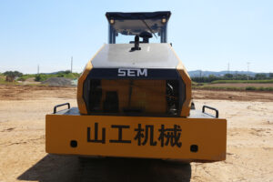 Грунтовый каток SEM 522F