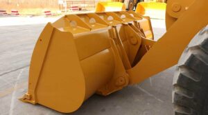 Фронтальный погрузчик SEM 655D