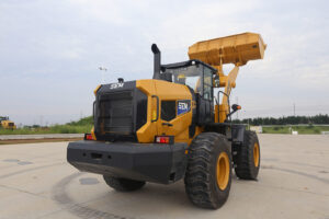 Фронтальный погрузчик SEM 655F