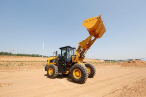 Фронтальный погрузчик SEM 656F