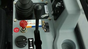 Фронтальный погрузчик SEM 660D