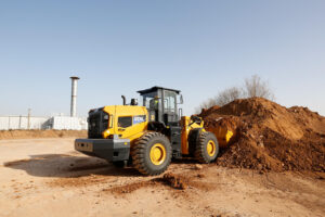 Фронтальный погрузчик SEM 665F