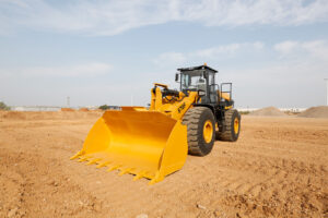 Фронтальный погрузчик SEM 676F