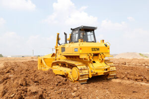 Бульдозер SEM 832F