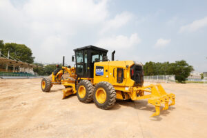 Автогрейдер SEM 922F AWD